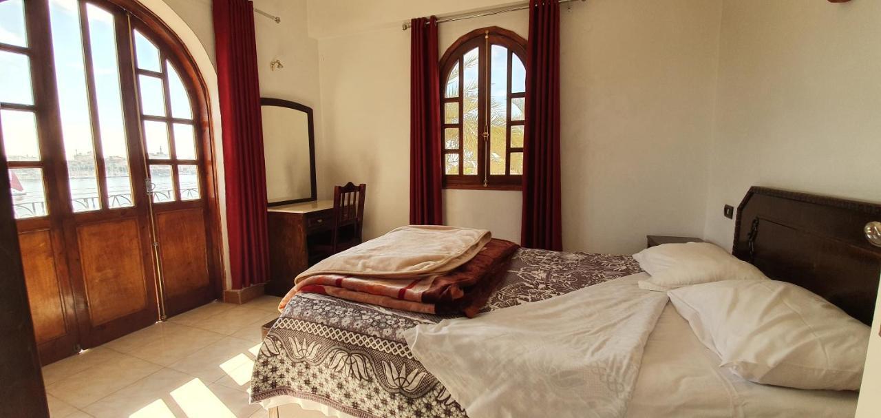 Appartement Nile View Panoramique And Garden West Bank à Louxor Extérieur photo